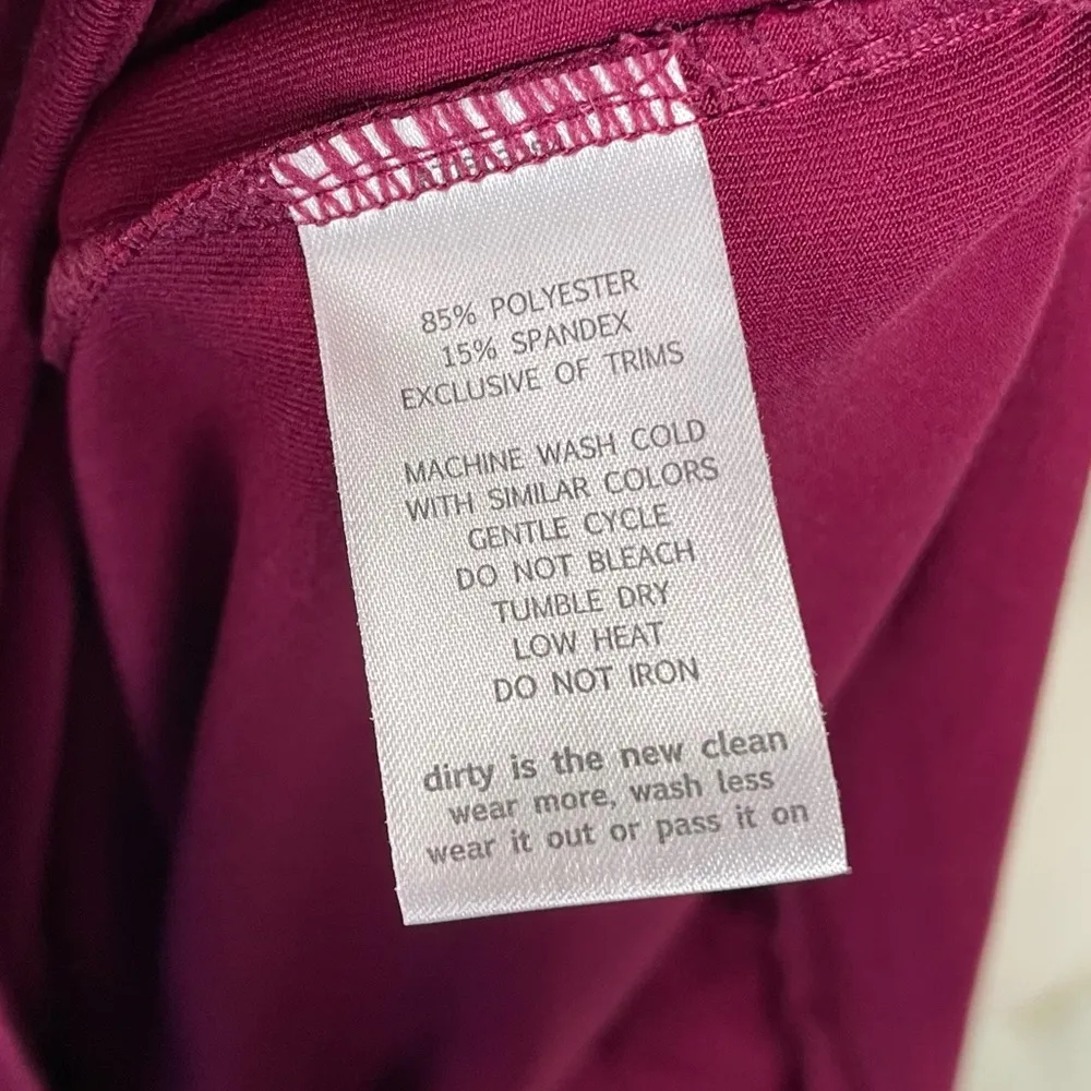 Toad & Co Alluvial Tank Top Built in Shelf Bra Women's Size Large Burgundy Red - Image 9