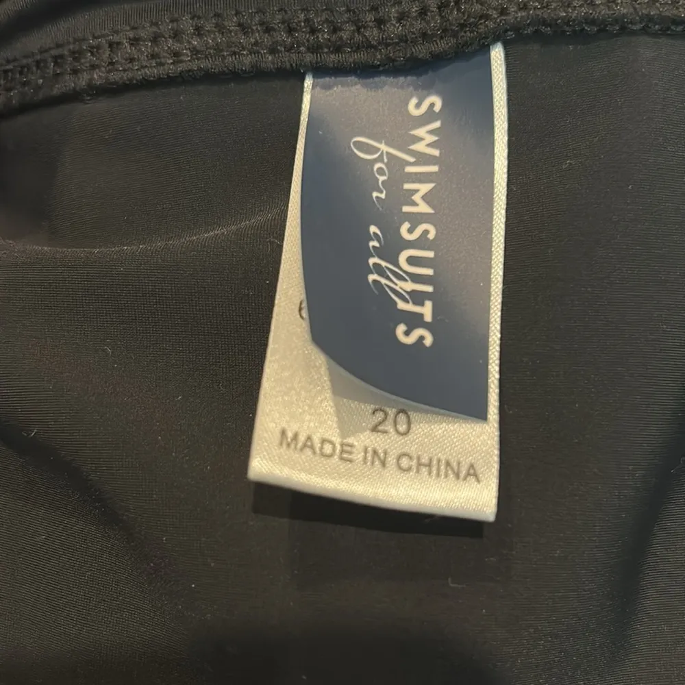 SWIMSUITS FOR ALL black swim shorts nwt Size undefined - Image 4