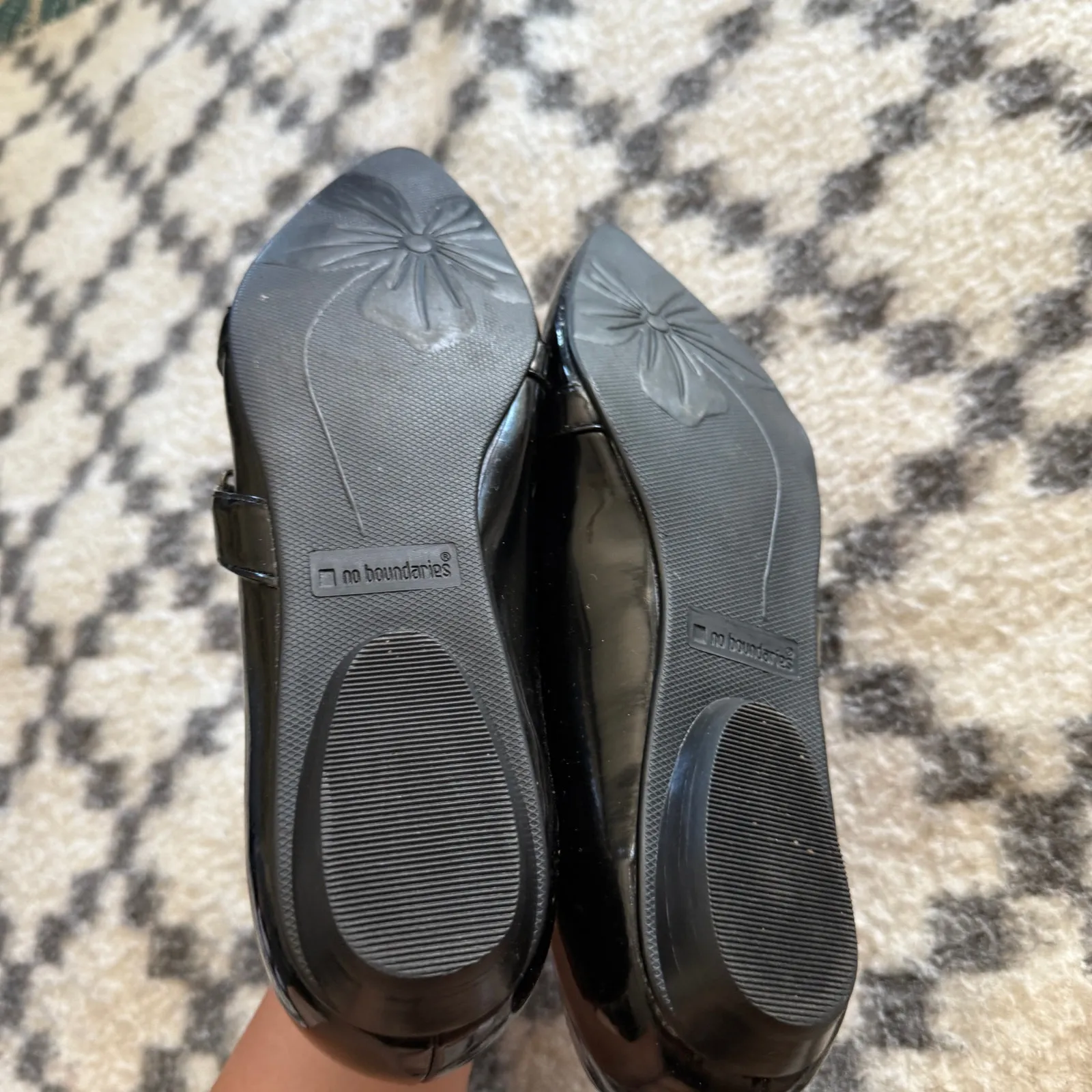 Y2K No Boundaries Black Patent Mary‎ Jane Flats Women’s 9.5 Pointed Toe Shoes - Image 6