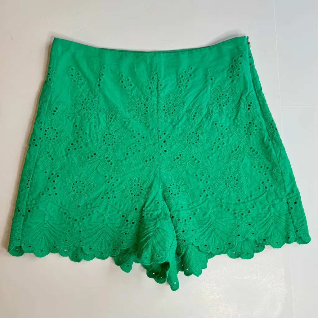 Draper James RSVP Embroidered Eyelet High Waist Scallop Hem Shorts Green Size 4 - Image 3