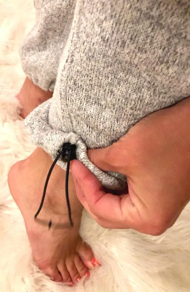 Nike Drawstring Cuff Sweatpants  - Image 3