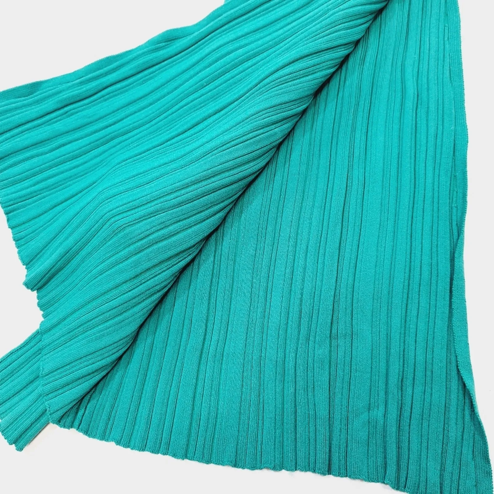 L'Academie Pabla V Neck Midi Dress in Green XS - Image 5