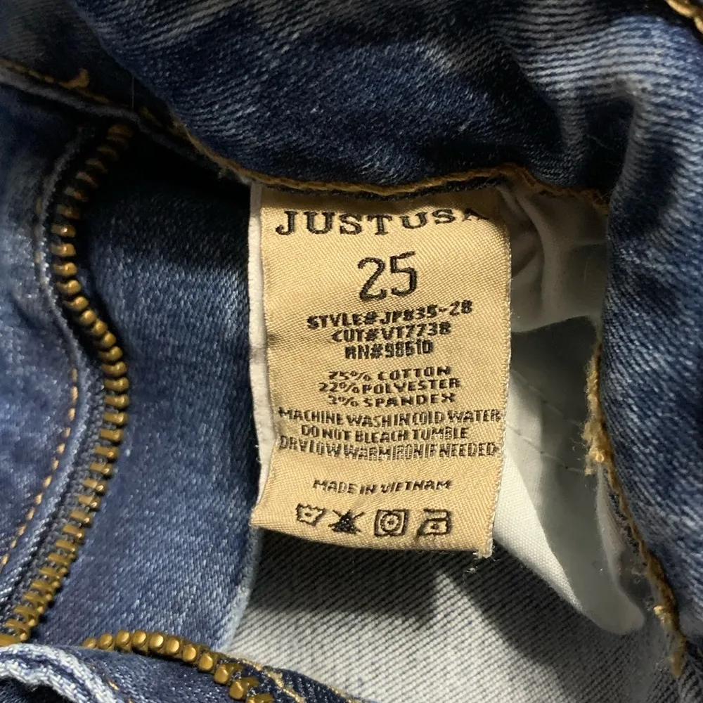 Just USA Distressed Denim Blue Jeans - Image 9