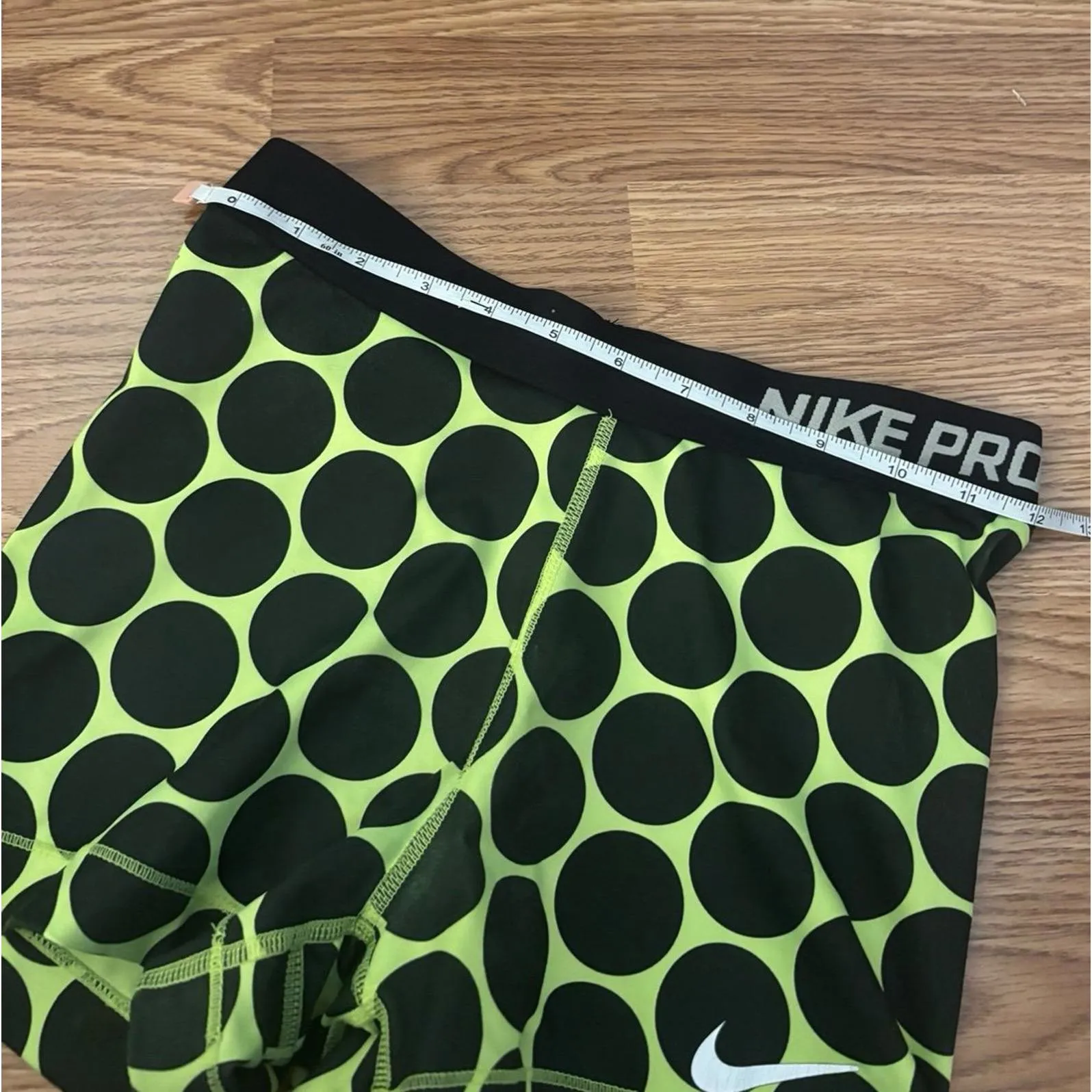 Nike Pro Dri-Fit Shorts Size Medium - Image 3