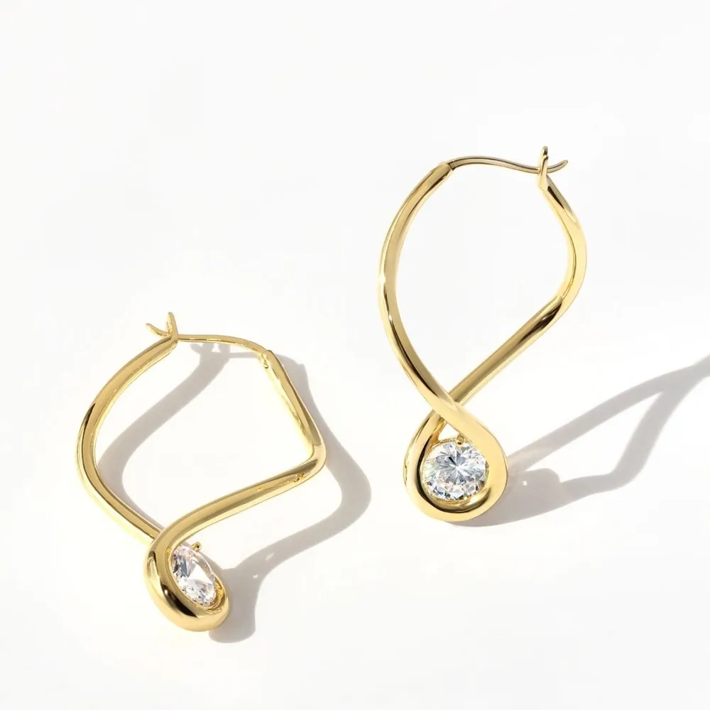 NEW Jackie Mack Designs Lumi Twist Gold tone & CZ Hoop Earrings - Image 6