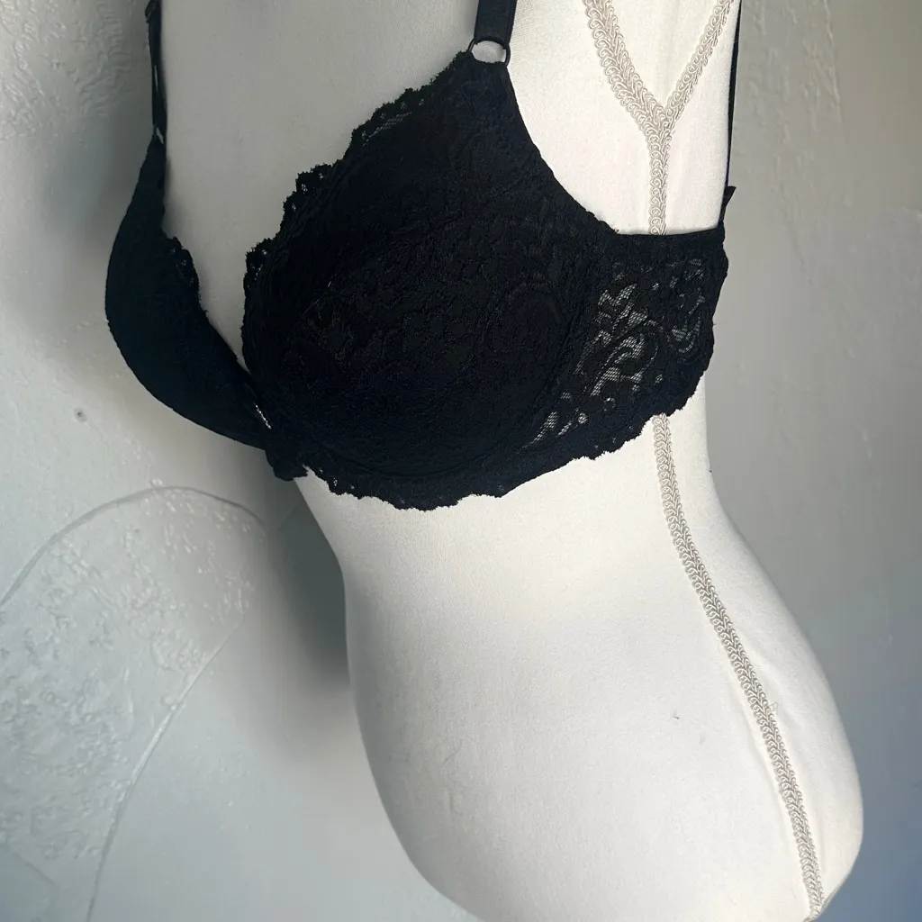 Smart & Sexy Black Lace Bra - Image 4