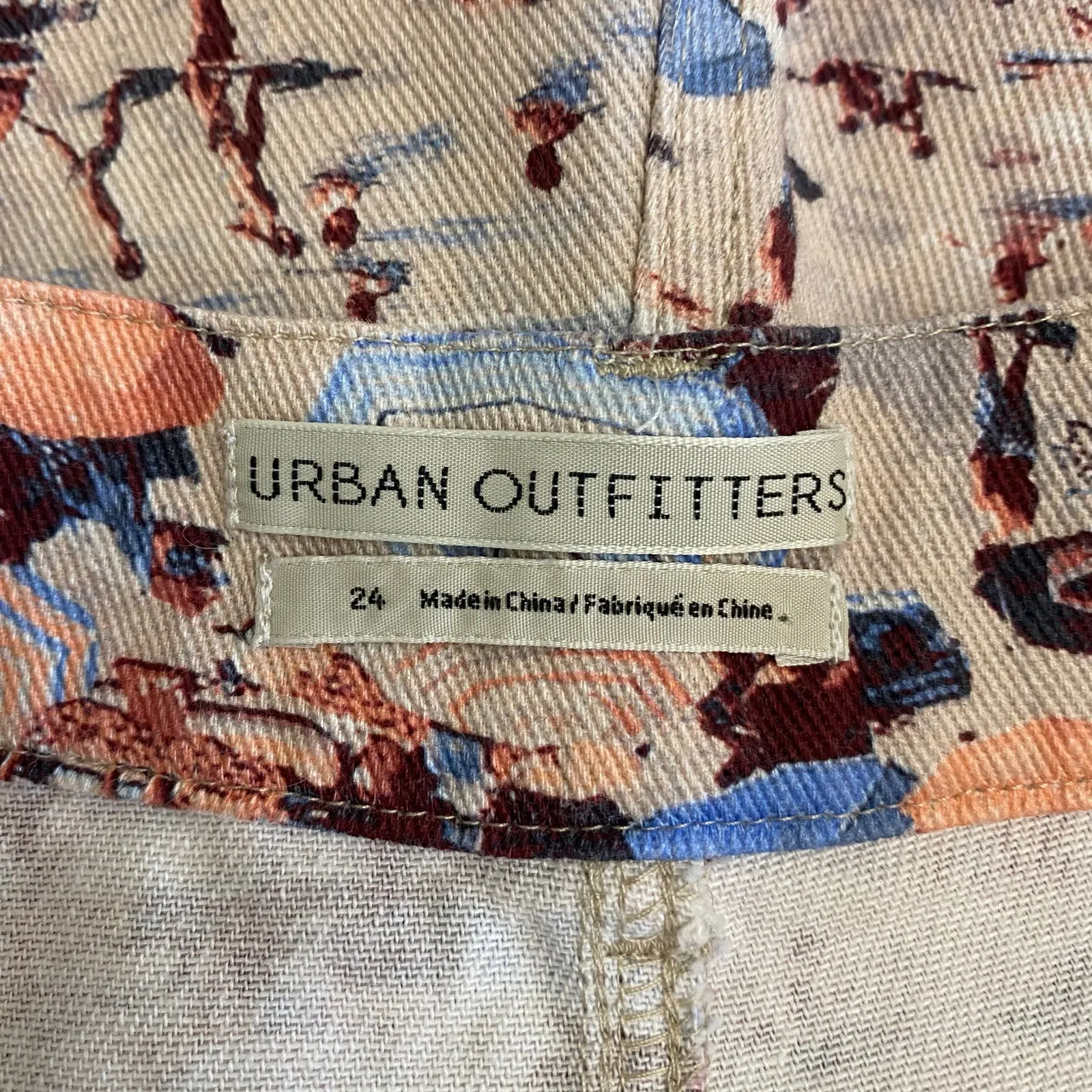Urban Outfitters Women’s Biebs‎ Printed Vacay Beach Shorts Size 24 - Image 2