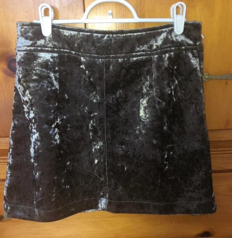 Velvet Mini Skirt - Image 5