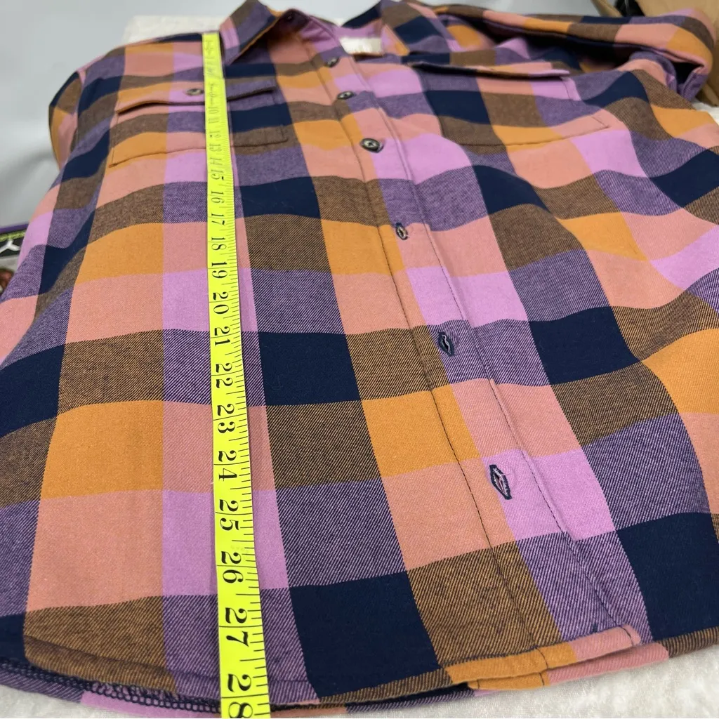 NWT Natural Reflections M button down Flannel long sleeve Shirt shacket Sherpa - Image 8