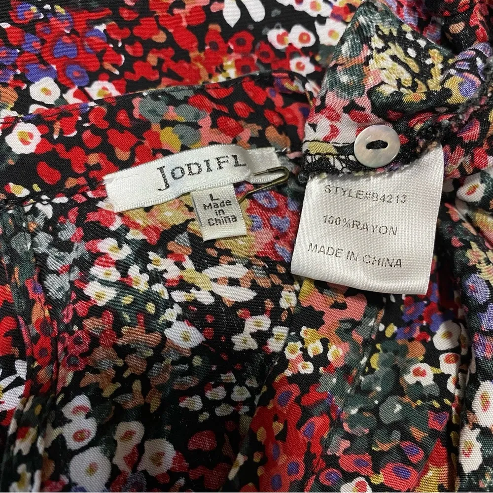 JODIFL Floral Bell Sleeve High-Low Boho Top Blouse Size Large Flowy Chic - Image 4