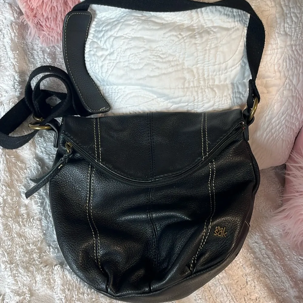 SAK Soft Black Leather Shoulder Bag - Image 3