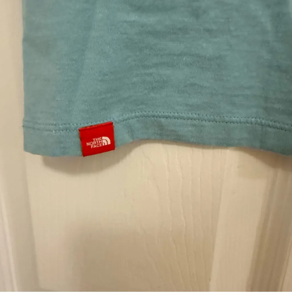 NWOT The North Face Floral Graphic Logo Printed T-Shirt - Image 3