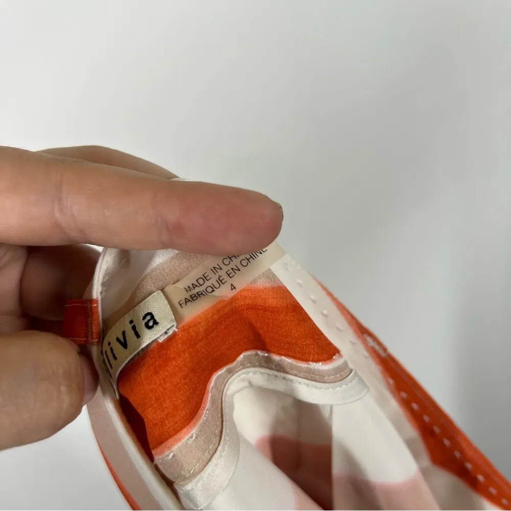 Alice + Olivia Stripe Flutter Pleated Shorts Size 4 - Image 10