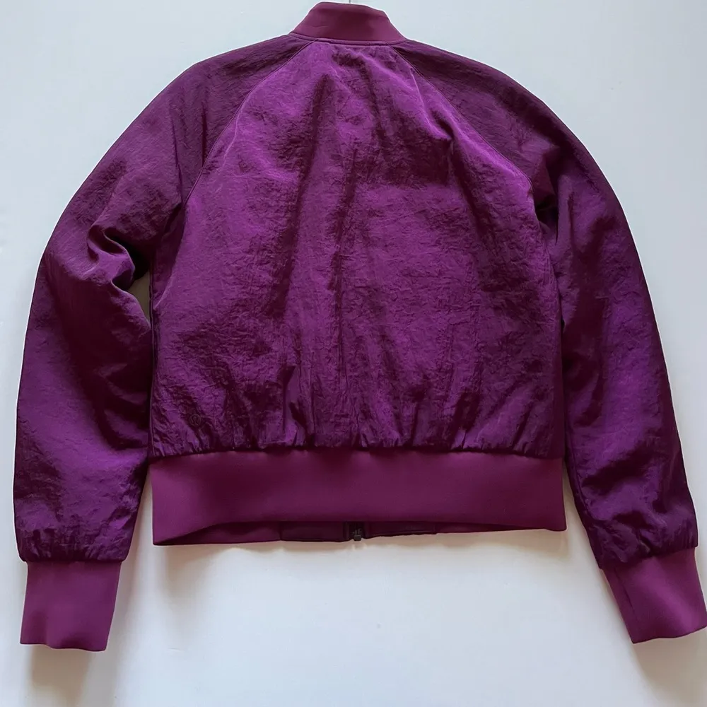 lululemon athletica Nonstop Bomber Reversible-Marvel Size 6 - Image 5