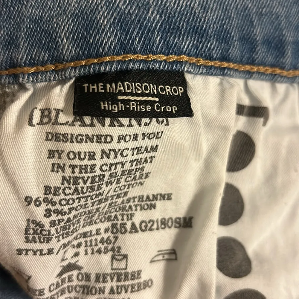 BLANK NYC Light Wash Madison Crop Jeans W/White Stars Size 28-EUC - Image 6