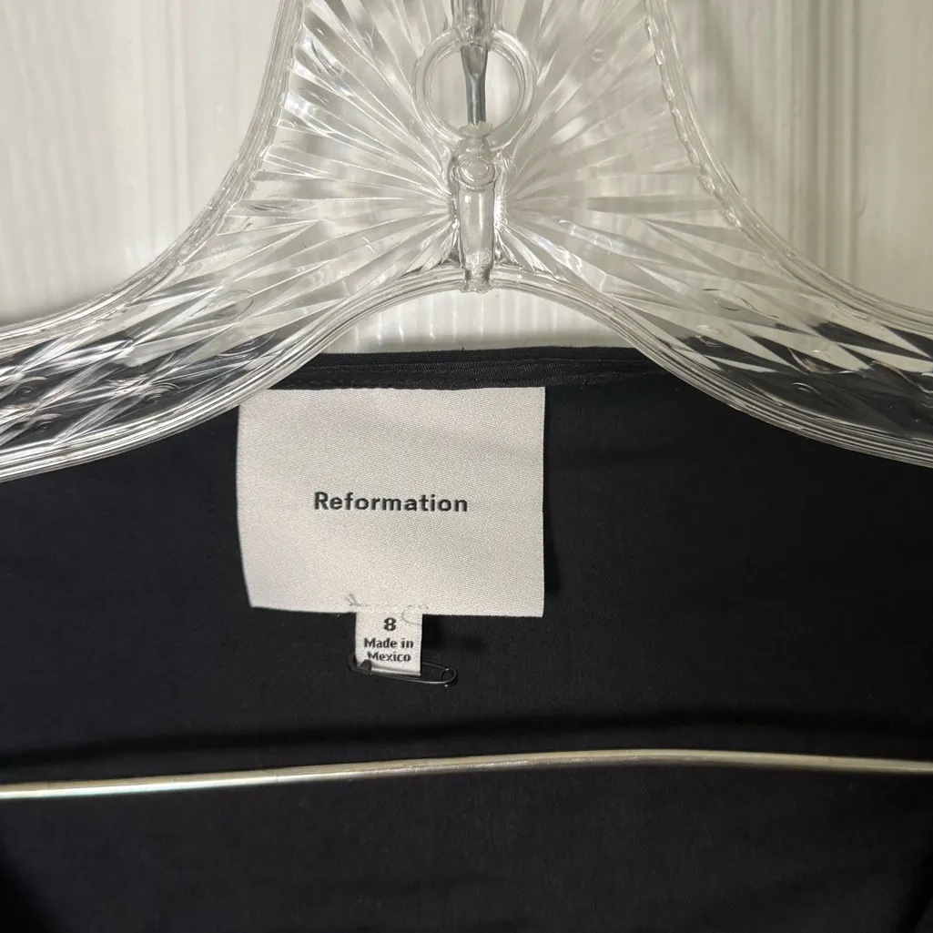 Reformation Caily Top Black 8 - Image 6