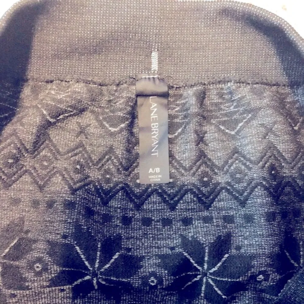 Lane Bryant Leggings Snowflake Print Size A/B - Image 5