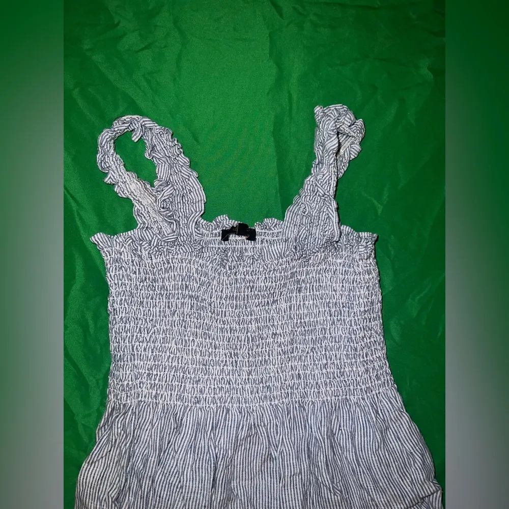 Quince 100% European Linen Smocked Midi Dress Navy Blue & White Fabric sz Small - Image 4