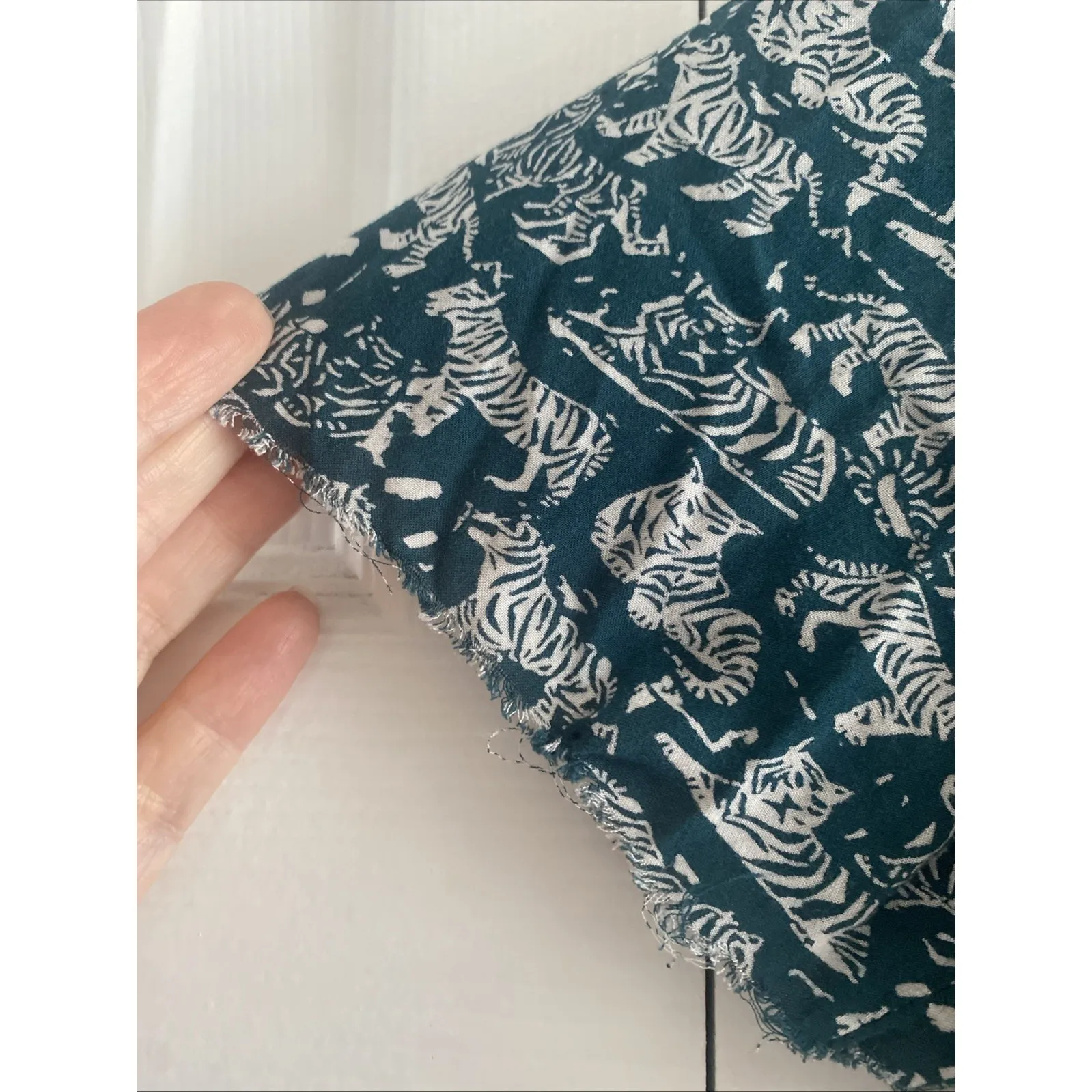 Maeve Womens 10 Blue Teal Tiger Button Down Raw Hem Sleeve - Image 7