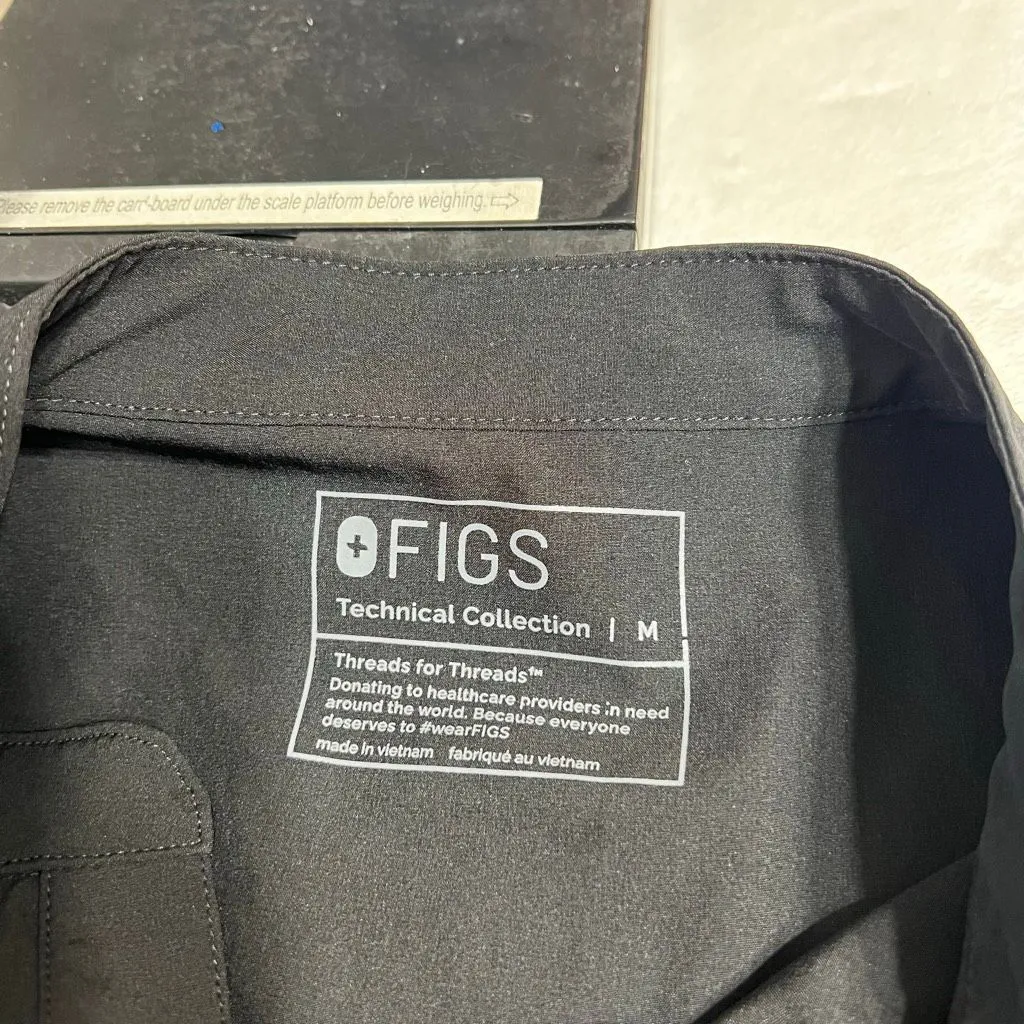 Figs Black Rafaela Oversized Scrub Top Medium with Pockets Women - Image 7