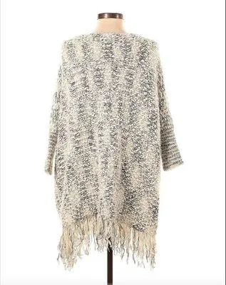 Umgee  Frayed Knit Pullover Sweater - Size S/M - Black, White, Grey Speckled - Image 2