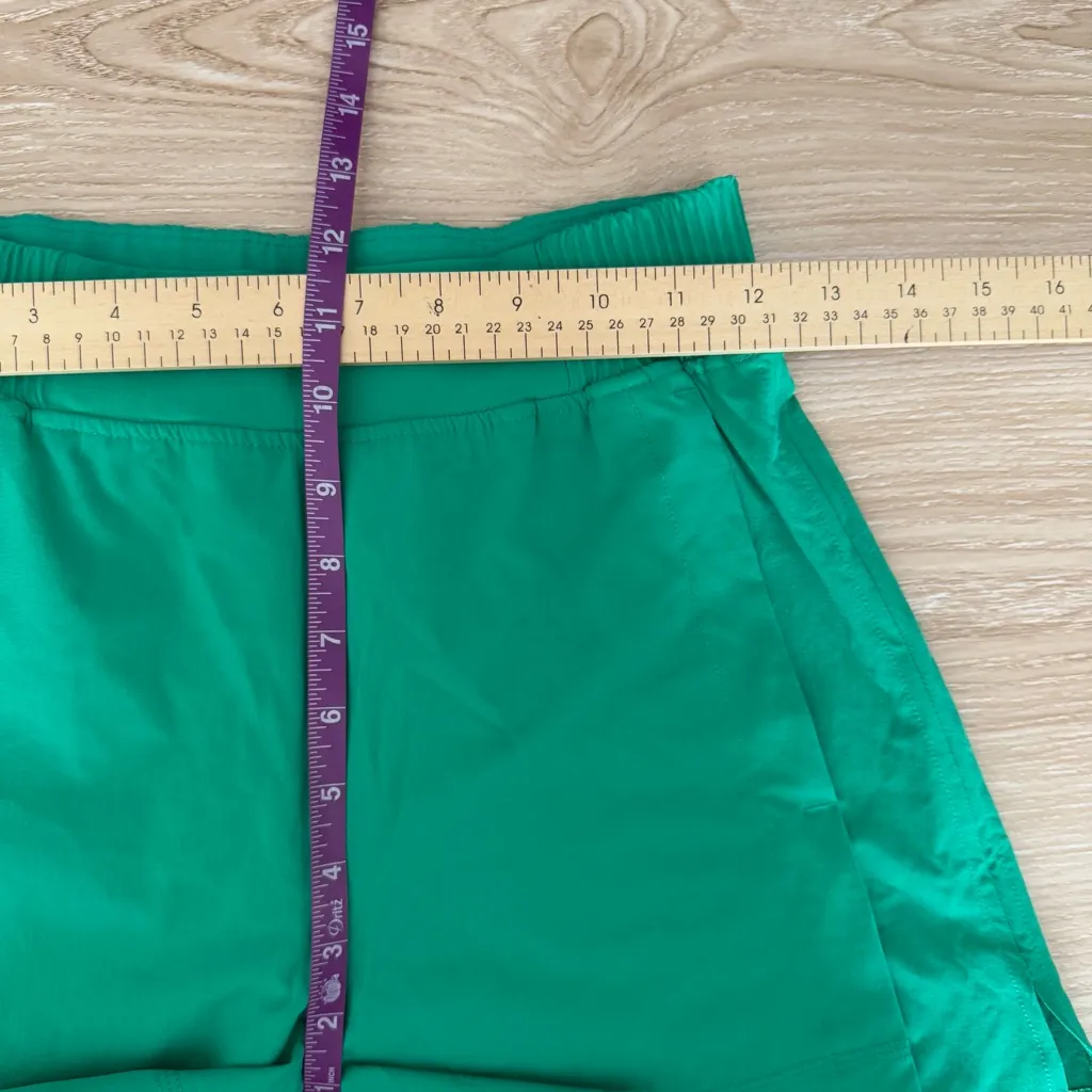 Lululemon XS Stretch Woven Relaxed-Fit High-Rise Short Cascadia Green - Image 9