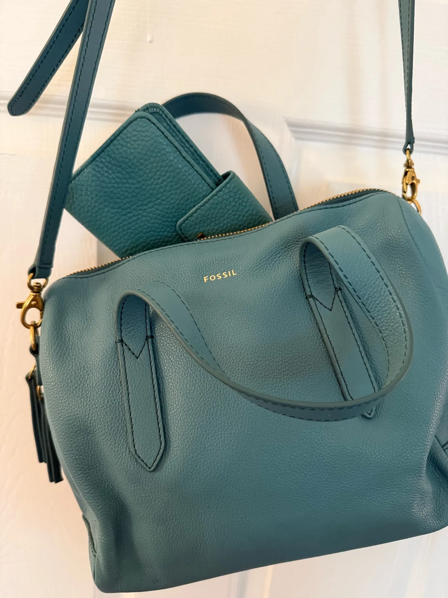 Fossil Purse Leather Teal Crossbody with Matching Wallet Green - Image 2