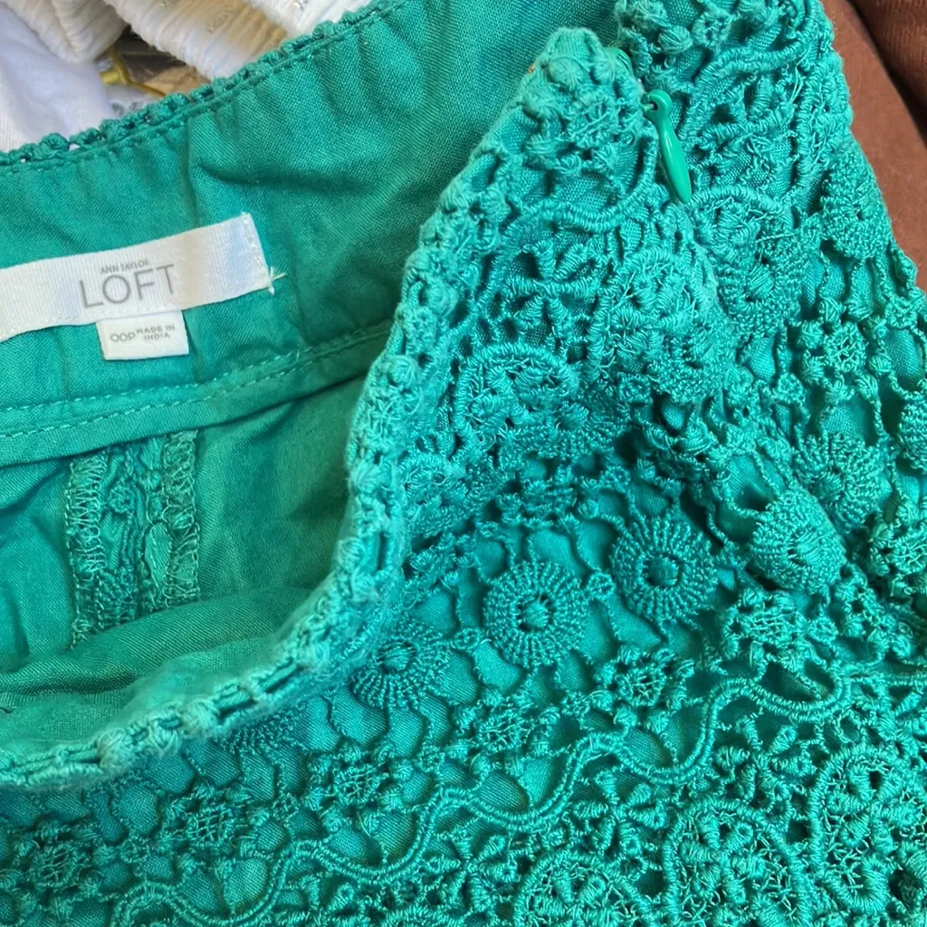Loft FINAL MARKDOWN Lacy  shorts 00p - Image 5