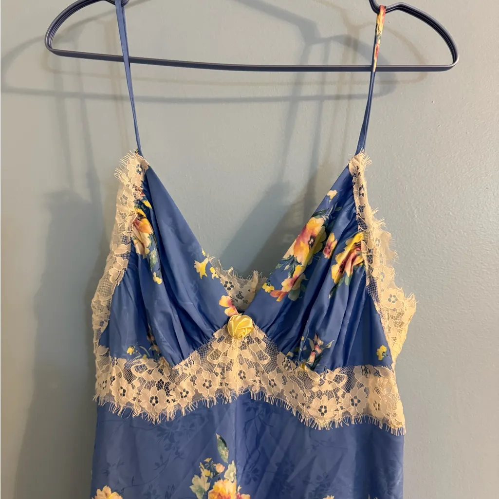 Altard State mini blue dress with floral and lace detail size XL - Image 2