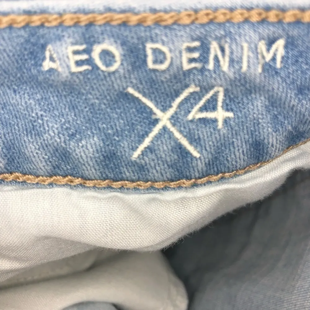 American Eagle Light Denim Distressed Jegging Jean - Image 12