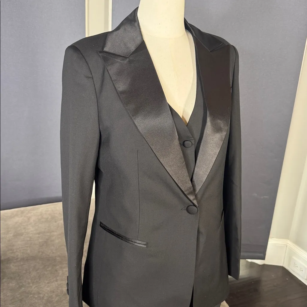 Women’s Black Slim Fit 3 Piece Formal Tuxedo Suit Peak Lapel Size 10 NWOT - Image 14