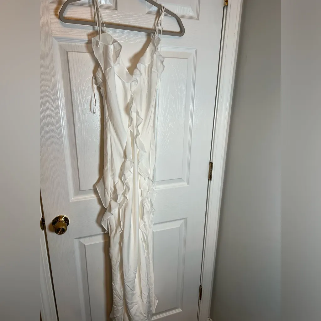 Bardot Marsella Ruffle Midi Dress in Orchid White - Image 4