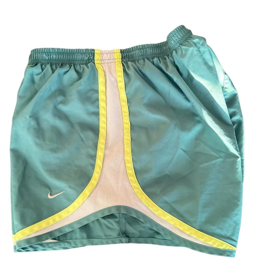 Nike Dri-fit Shorts size L - Image 7