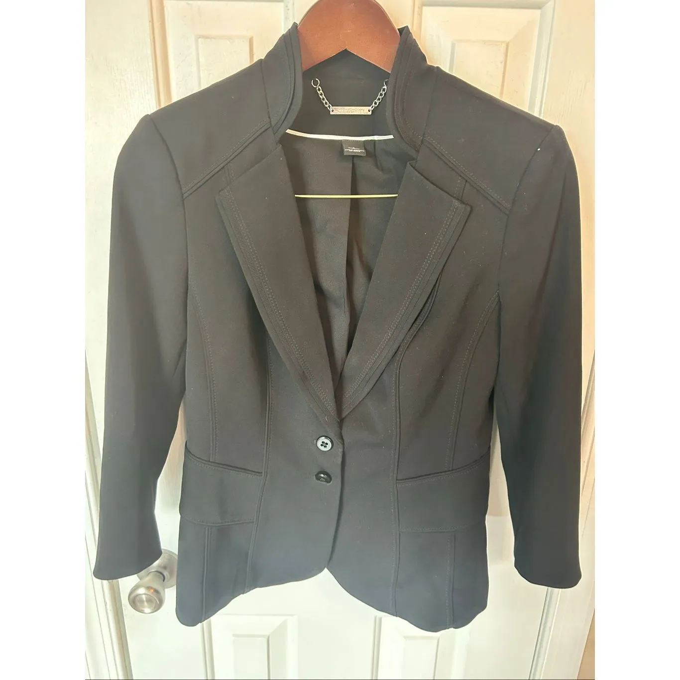 White House black market black blazer form fitting size 6 - Image 8