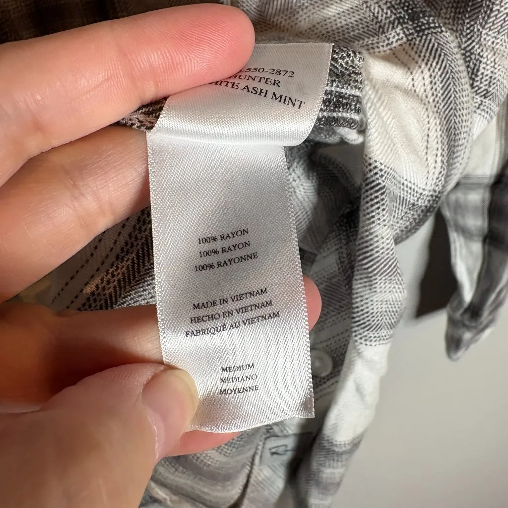 Hunter Rails  Button Down Plaid Flannel White Ash Mint - Image 5