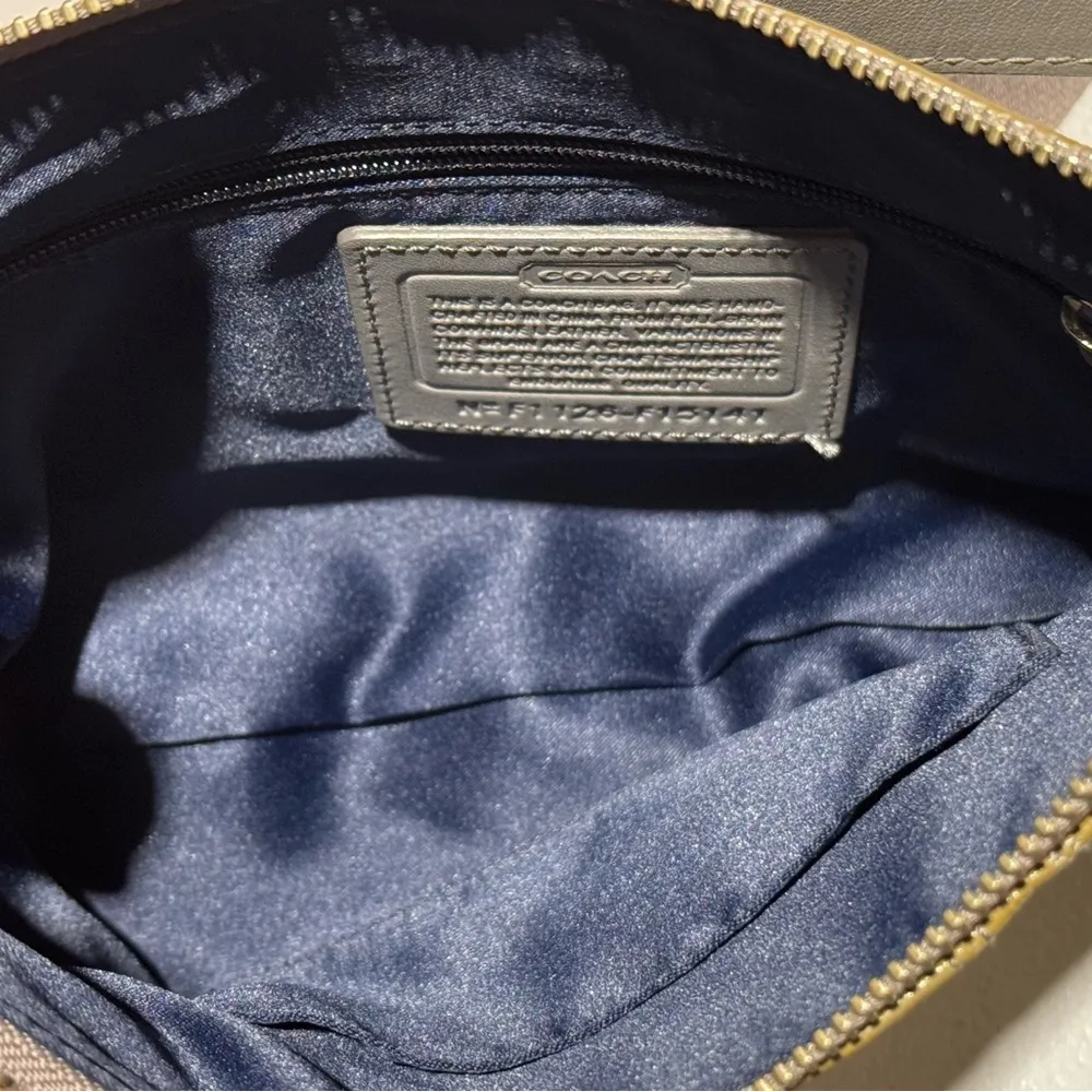 Auth Coach F1126-F15141 Handbag Enamel Green 2 Way Handle - Image 15