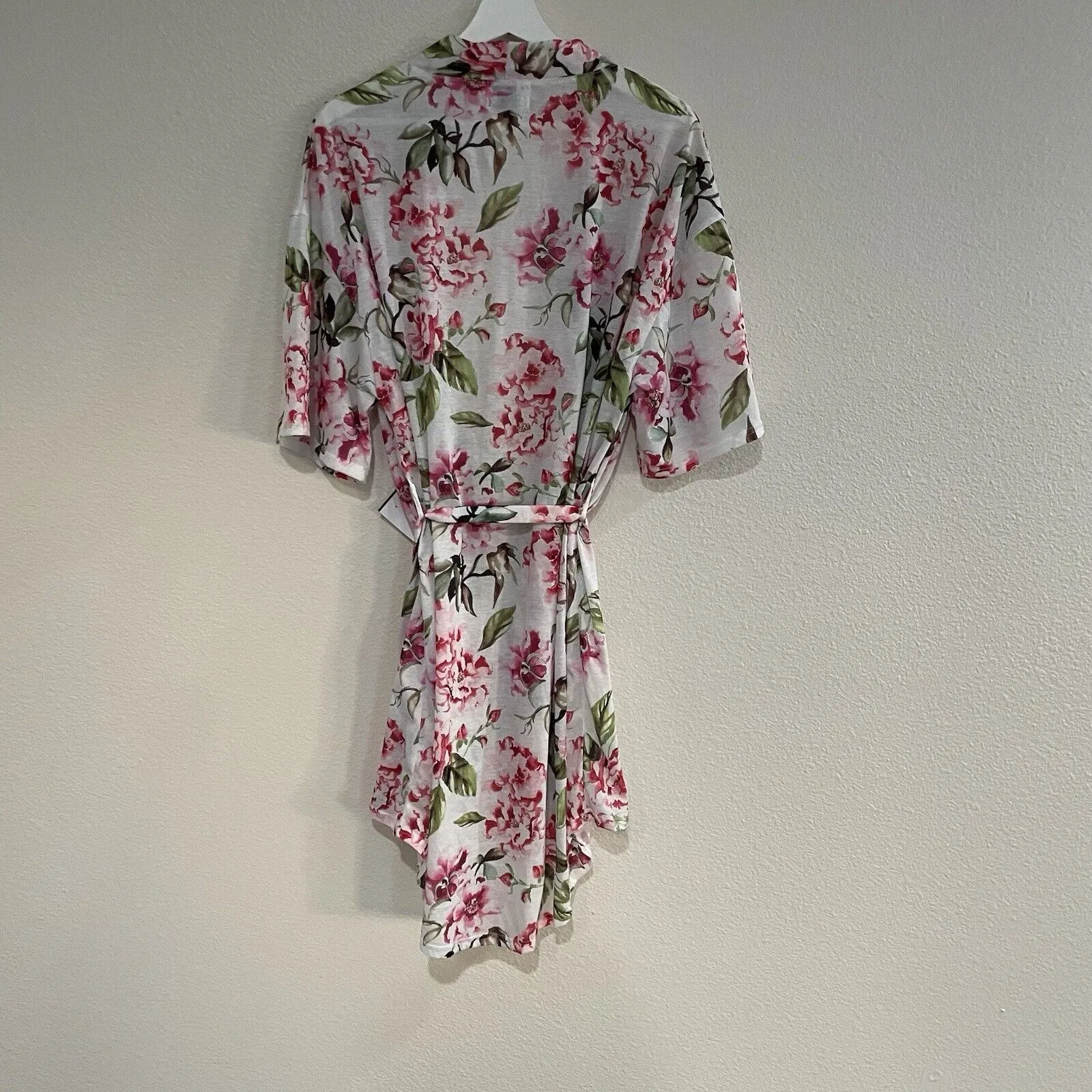 Women Show Me Your Mumu White Pink Floral Kimono Cover up Short Sleeve Size O/S‎ - Image 6