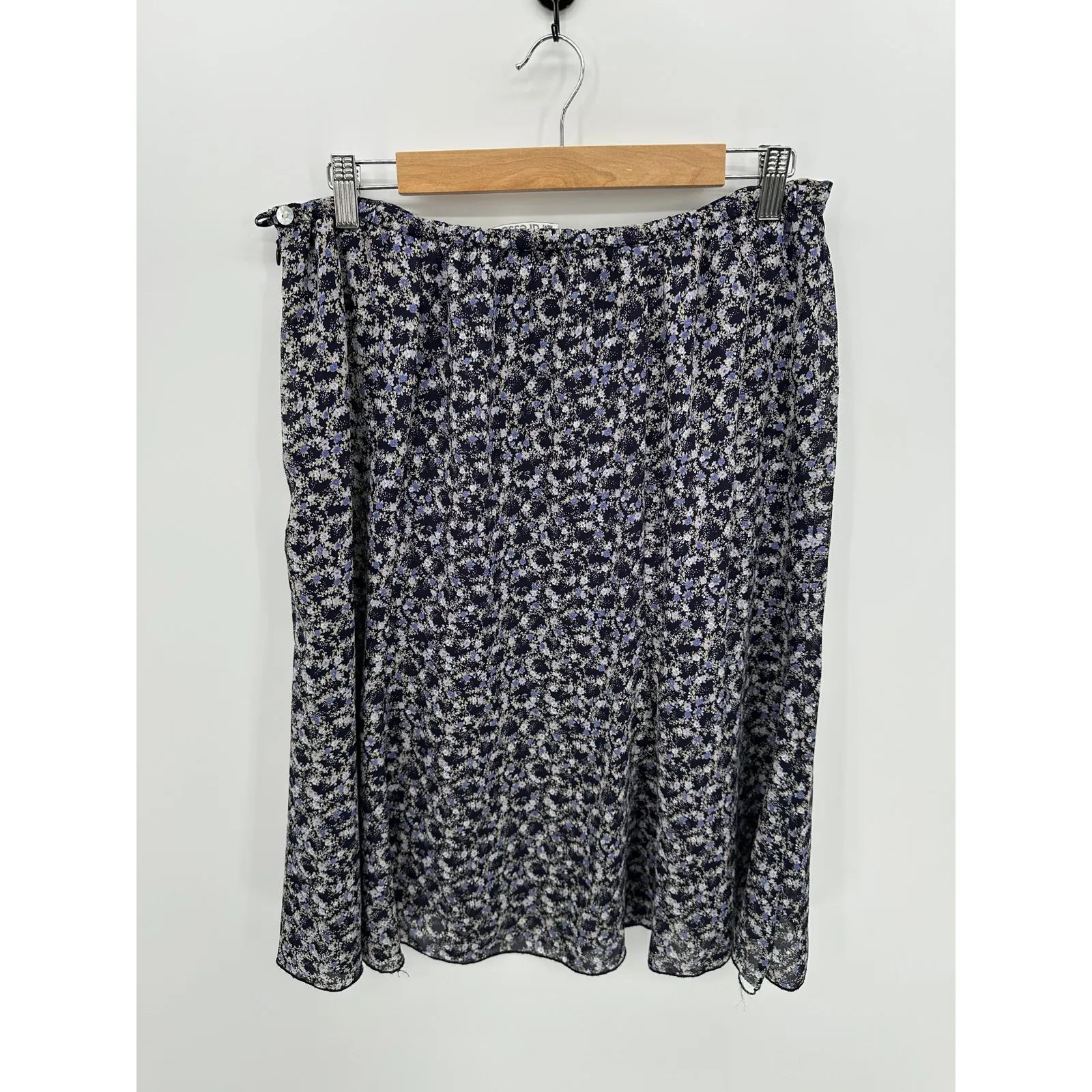 Dressbarn Skirt Women Large Purple Microfloral Knee Length Skirt Stretch Waist - Image 2