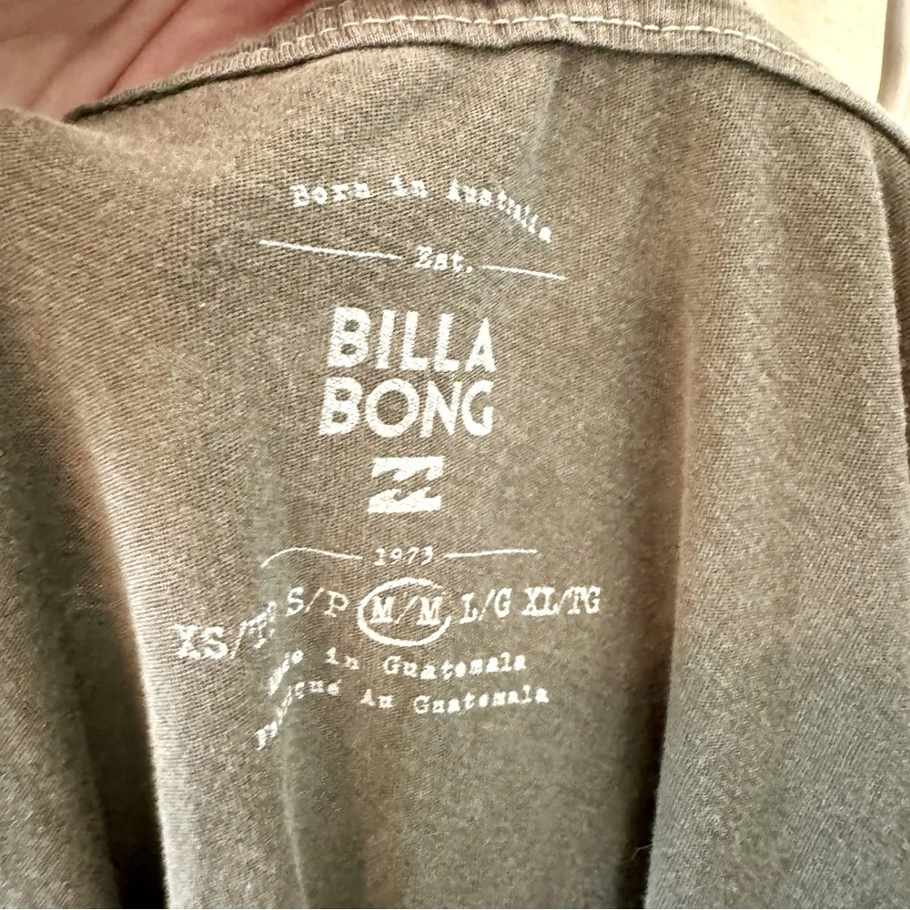 Billabong 🍍 Pineapple Tee🍍 ~med - Image 5