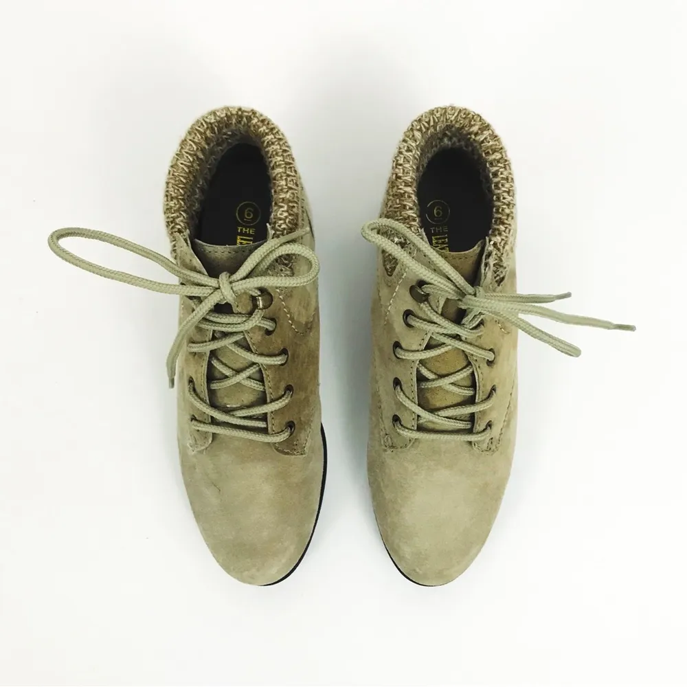 Vintage Genuine Suede Knit Cuff Ankle Boots | Size 6 Tan - Image 8
