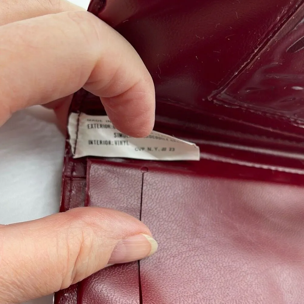 Vintage CVP croc embossed leather wallet . Brown - Image 6