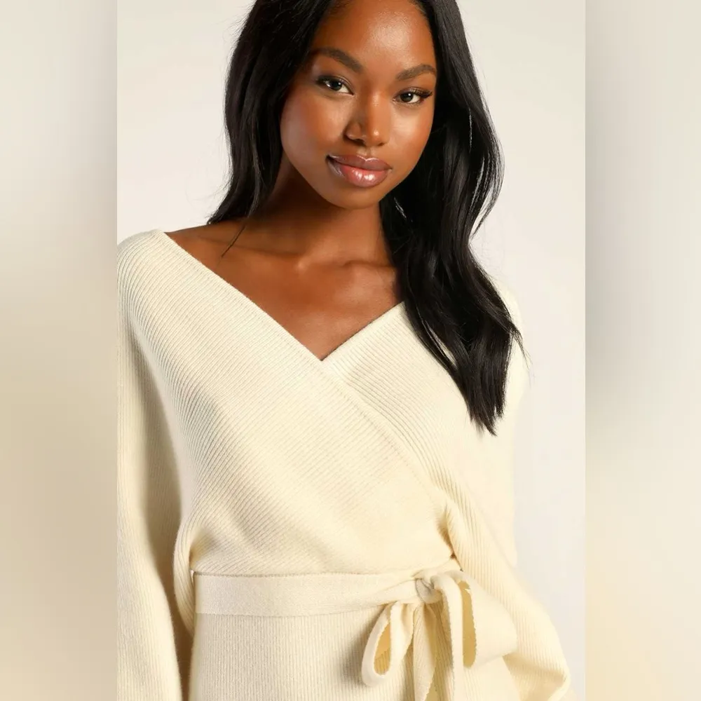 NWT Lulu's Fall into Fashion Ivory Dolman Sleeve Sweater Midi Dress Size Medium - Image 4