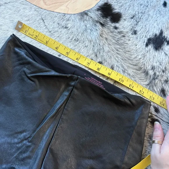 COMMANDO Perfect Control Faux‎ Leather Legging in Black Size Large - Image 6