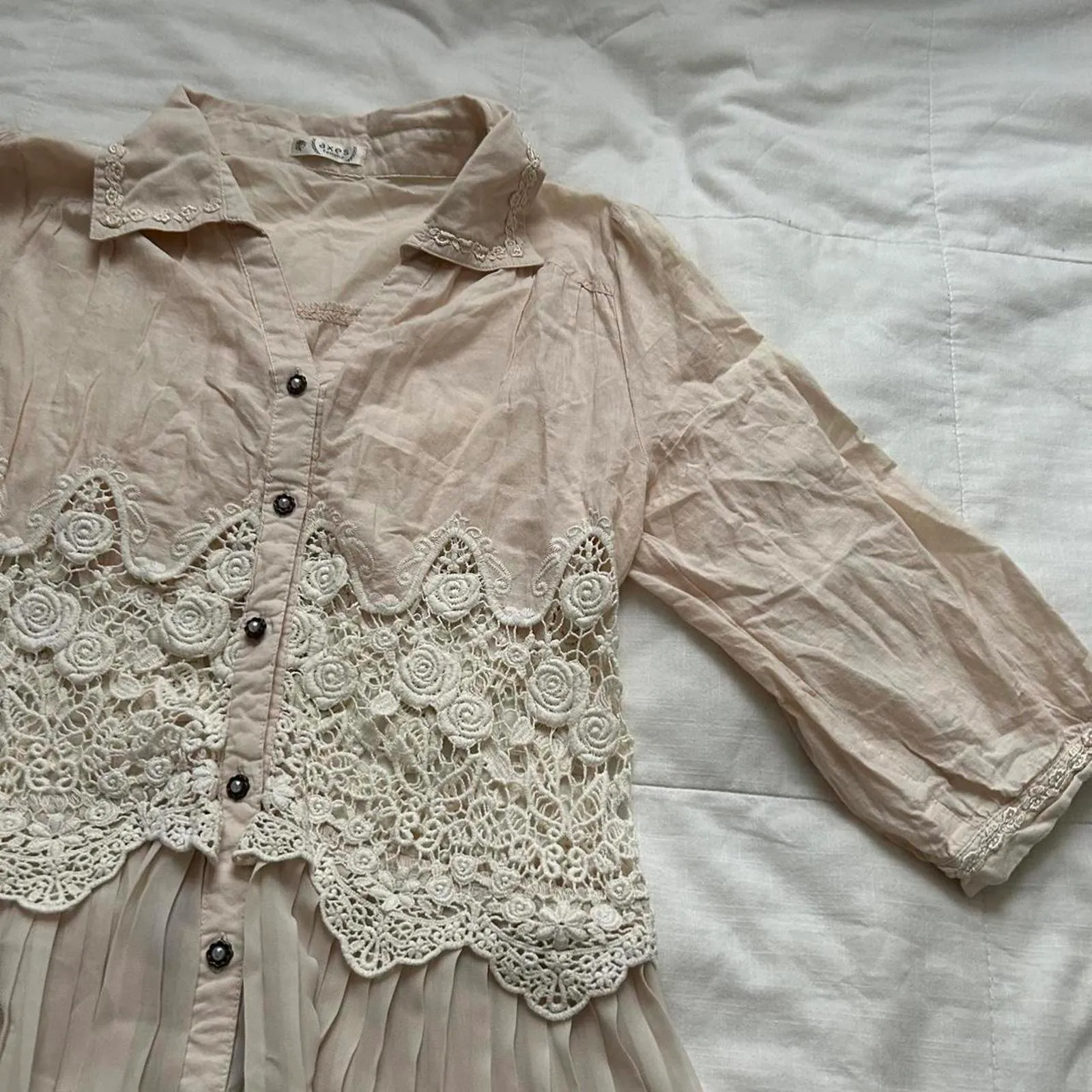 Axes Femme Cream floral lace middle long dress Size medium - Image 4