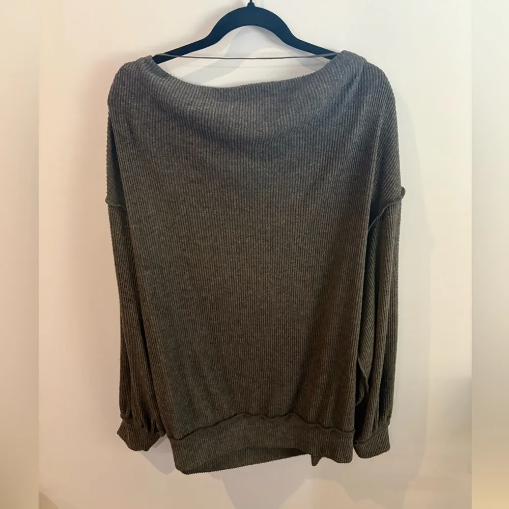 We The Free Ribbed Knit Pullover in Size L - Image 3