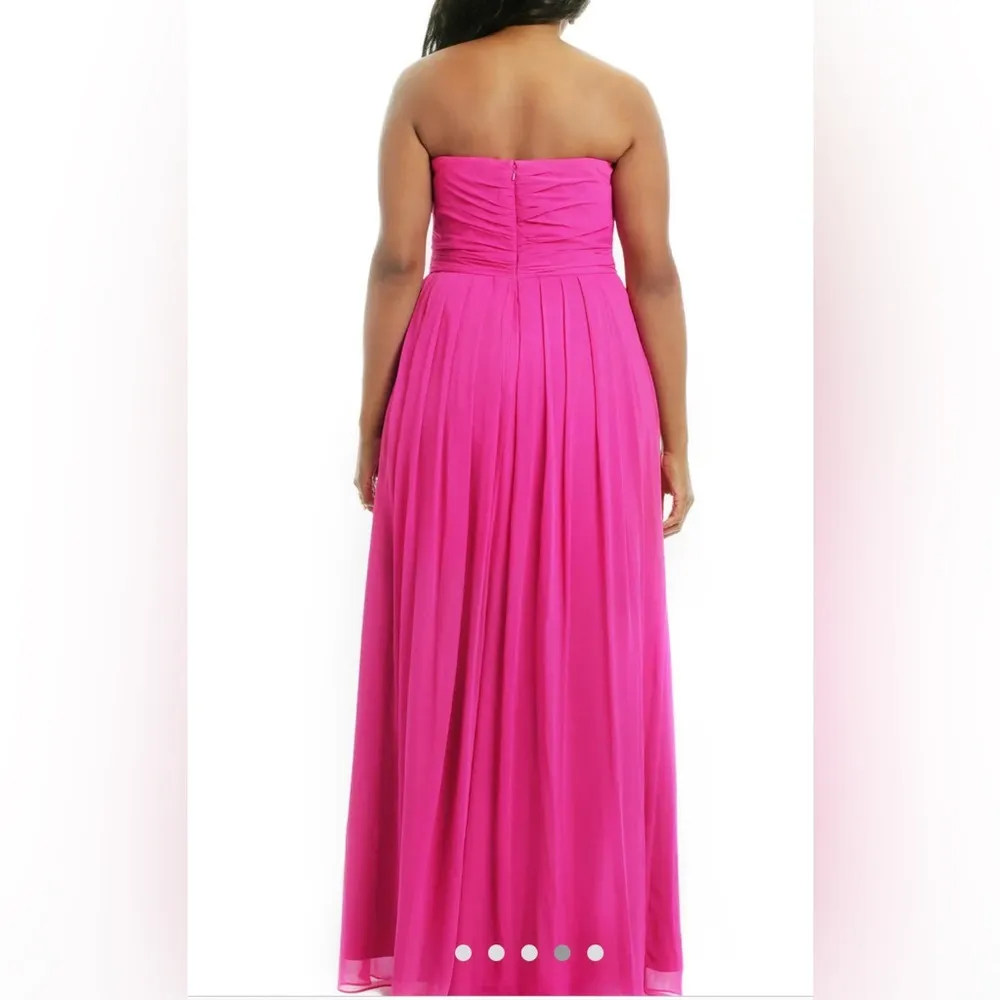 Badgley Mischka Collection Magenta Fluorescent Chiffon Strapless Gown 10 - Image 4