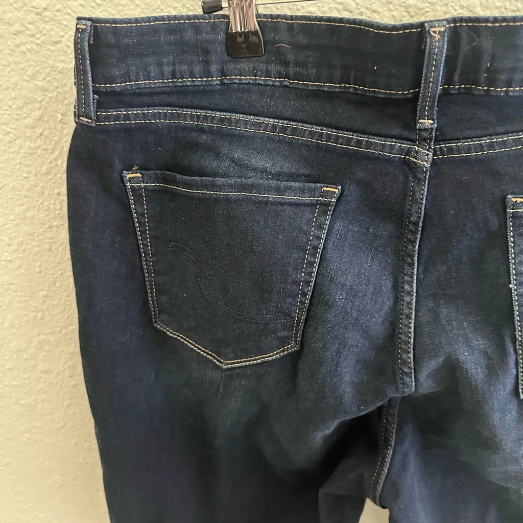 Signature by Levi Strauss Deep Blue Jeans Size 16 - Image 4