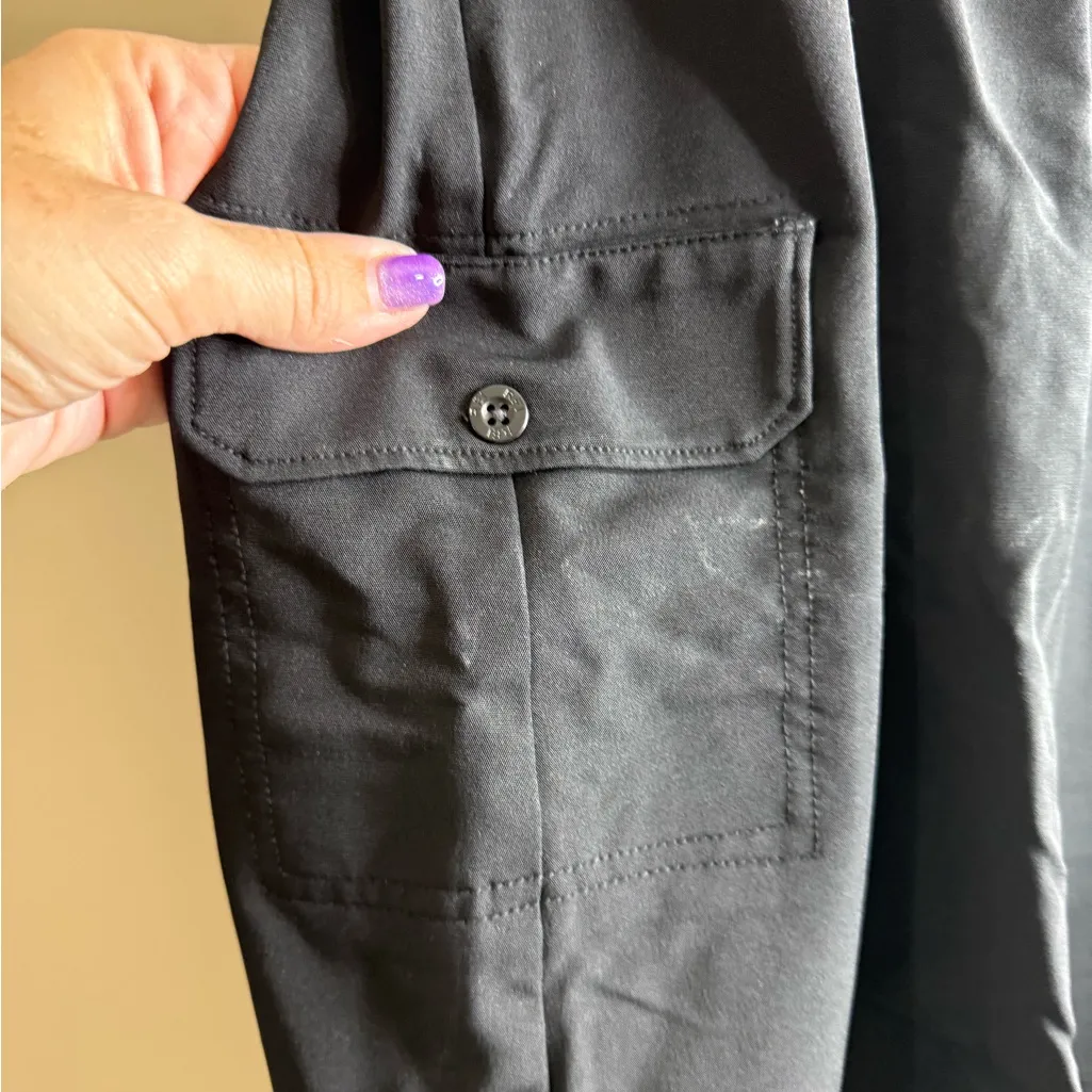 REI Women's black knee length hiking skirt size 6 - Image 4