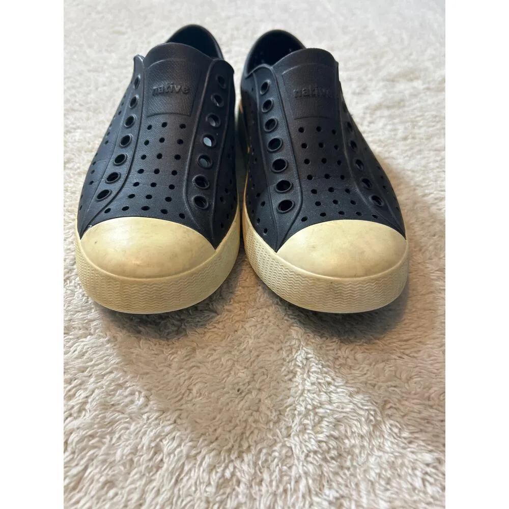 Native Sneakers M6 W8 Navy Blue Rubber Water Shoes Adult Jefferson Size 8 - Image 3