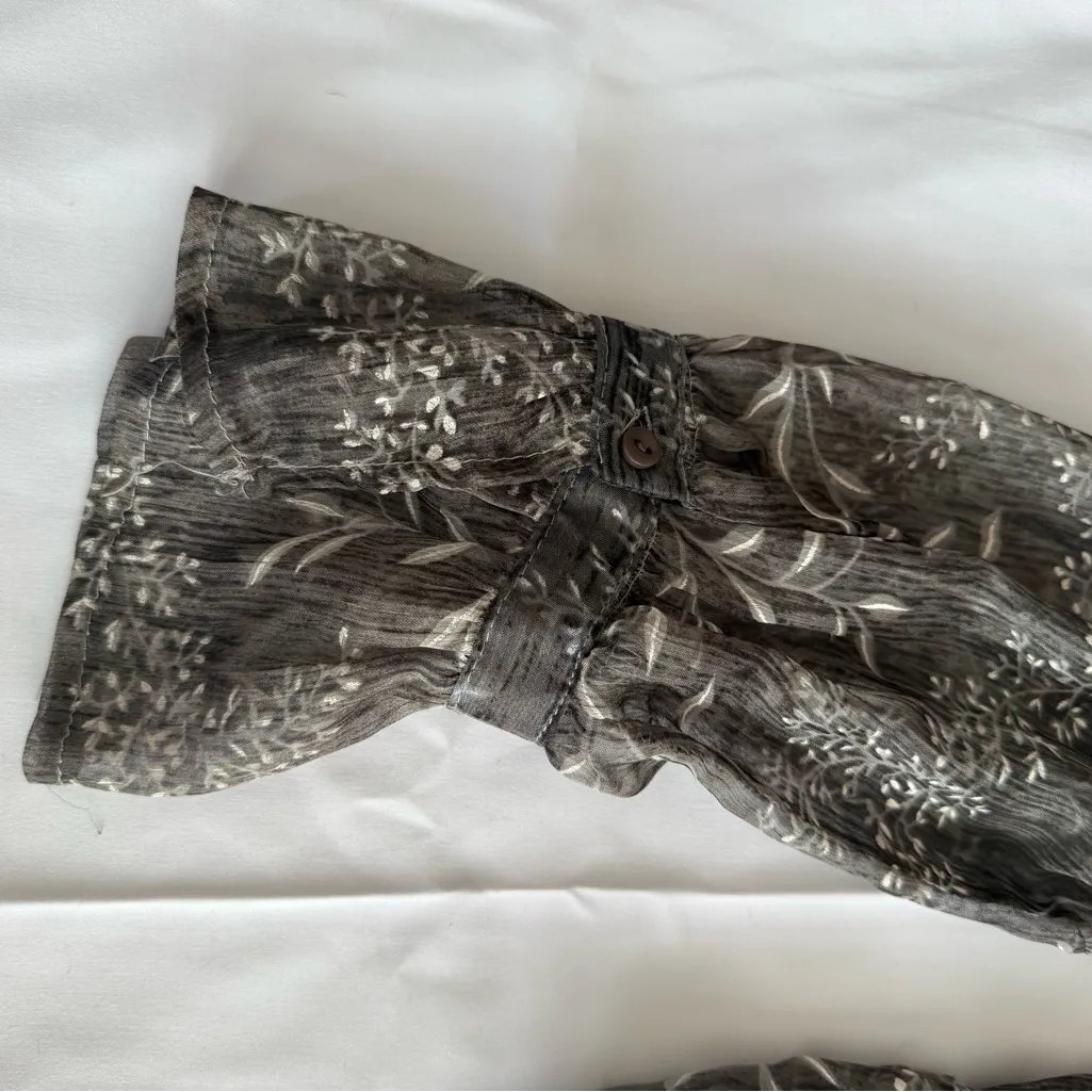 Lulu's Sheer Grey Floral Women's Top Black - Image 8